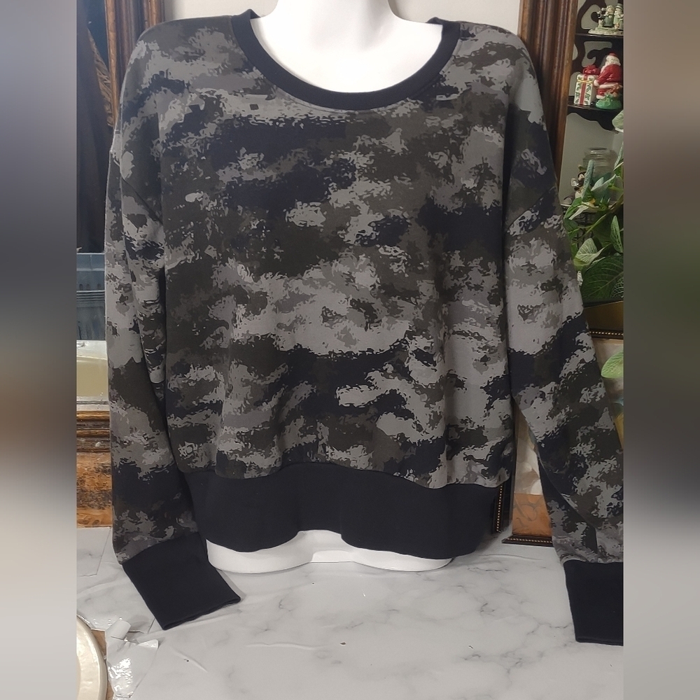 Xersion sweater for women size L